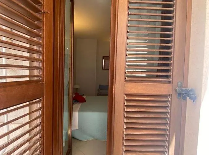 Petali Rosa - Dimora Mare Gæstehus