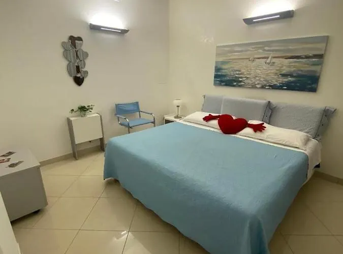 Guest house Petali Rosa - Dimora Mare 3*